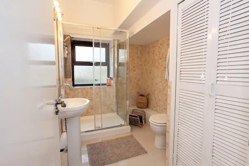 Apartamento Lovely 2 Bedroom Flat 5 Min To Centre With Parking *