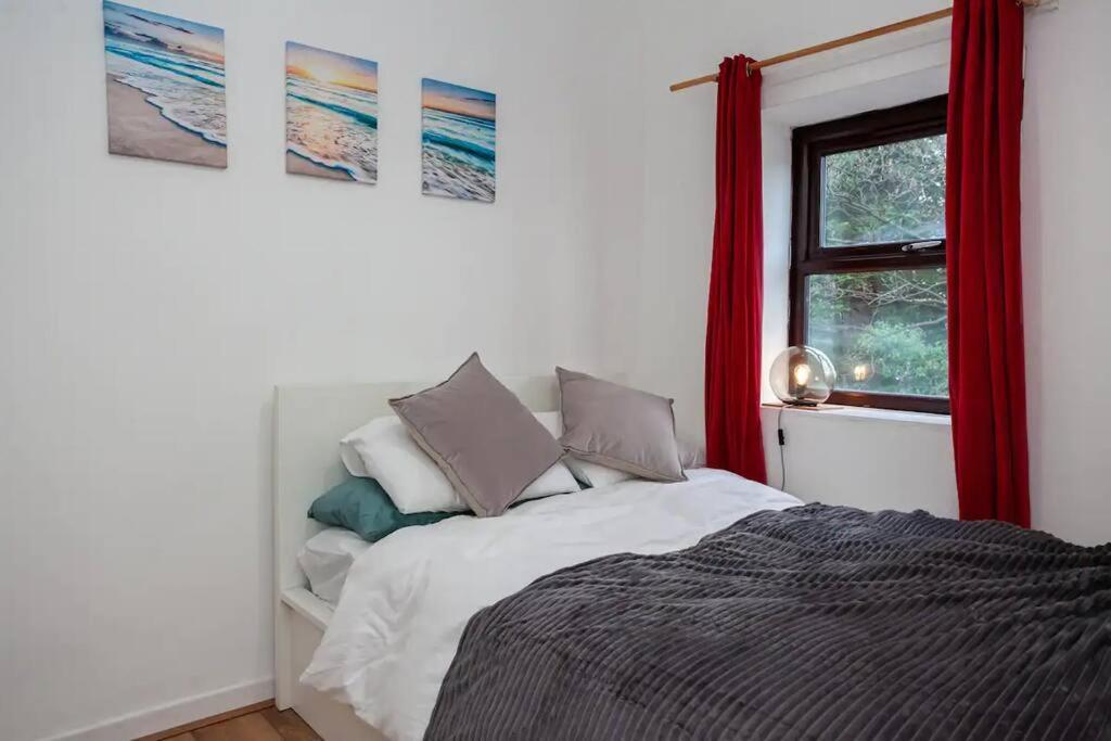 Lovely 2 Bedroom Flat 5 Min To Centre With Parking Apartamento