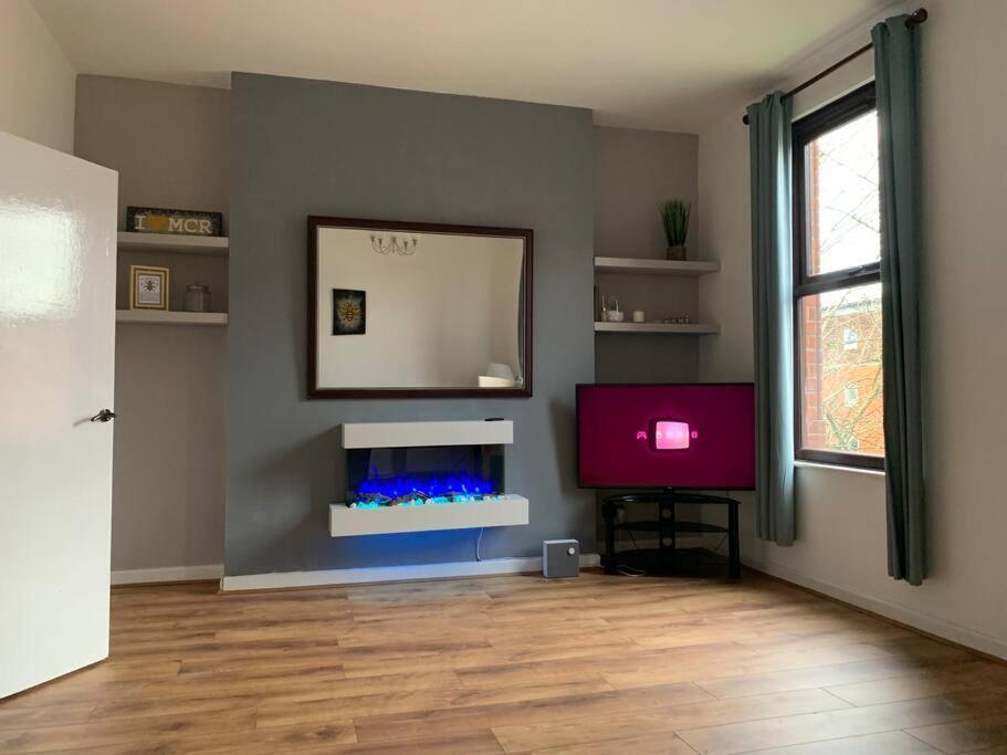 Apartamento Lovely 2 Bedroom Flat 5 Min To Centre With Parking Manchester